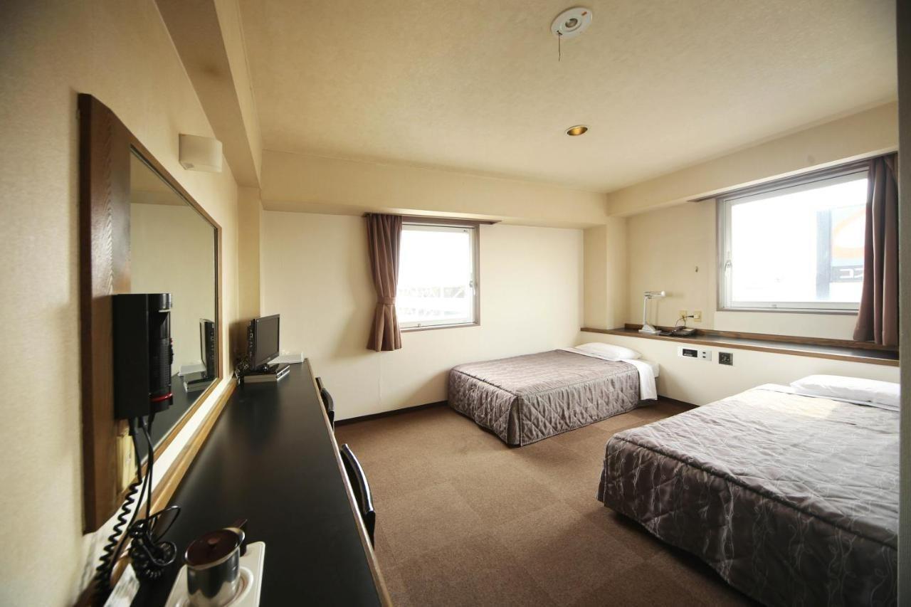 Isesaki Harvest Hotel Esterno foto